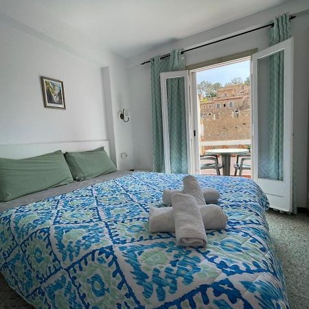 P&R Hostals Maria Rosa Tossa de Mar Exteriér fotografie